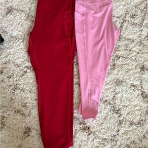 Old Navy Red and Brisas Pink Women's Capri Leggings